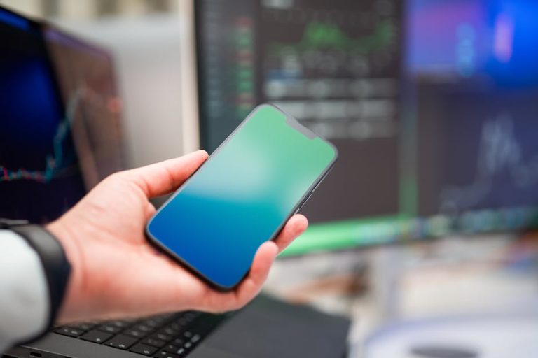 Автоматизированная Торговля на Рынке Форекс с Помощью Робота CopySoft
